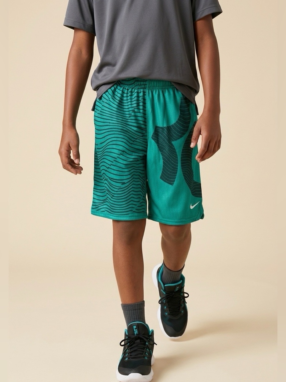 Nike Dri-FIT KD Kids Shorts Teal Green Graphic Size M